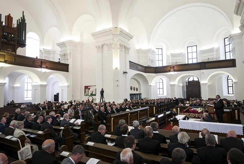 Ünnepi ülést tartott a Magyar Református Egyház közös zsinata Debrecenben