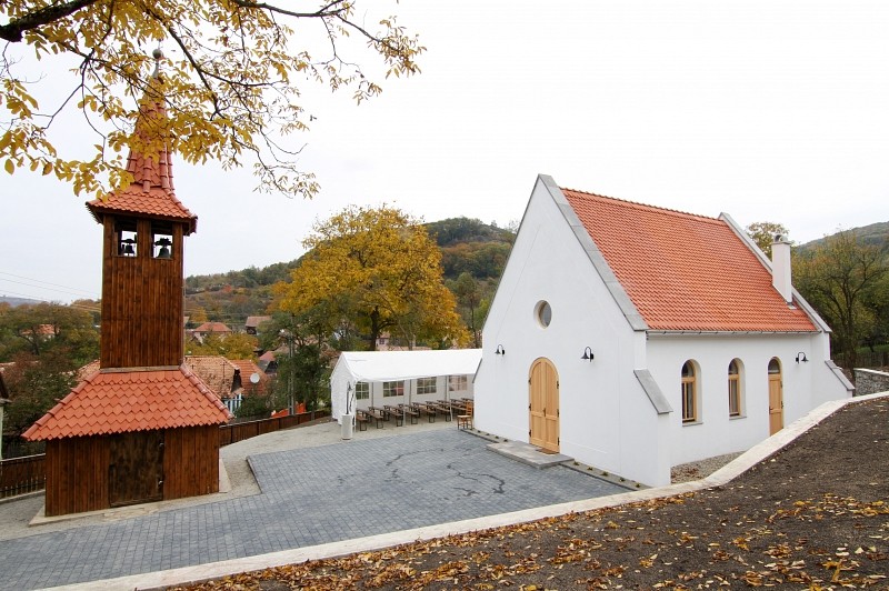 Új templom épült Sándortelkén