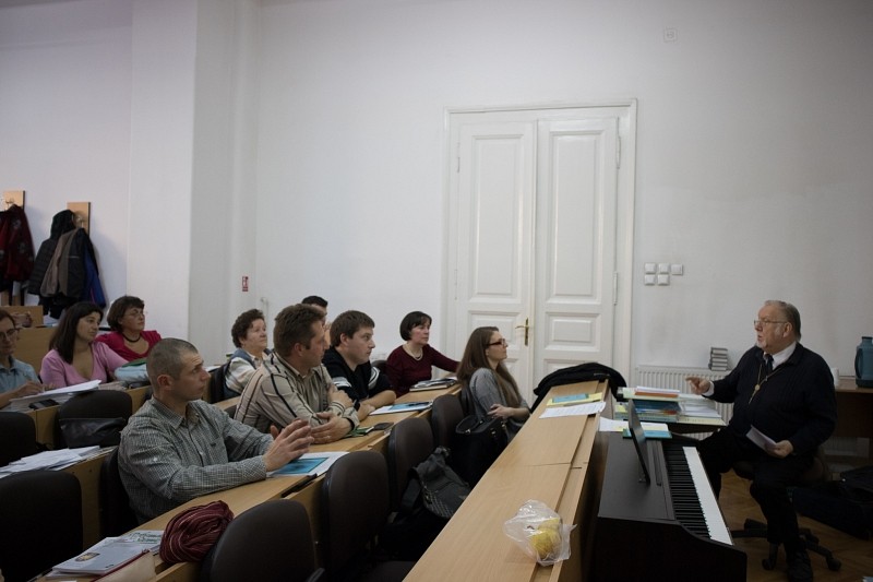 Az első énekeskönyvektől a modern feldolgozásokig – egyházzenei konferenciát tartottak Kolozsváron