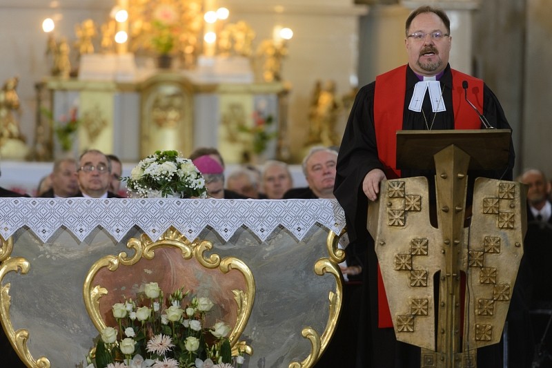 A 450 éves erdélyi vallásszabadságot ünnepelték Tordán