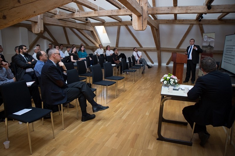 Hagyománnyá alakuló egyháztörténeti konferencia Kolozsváron