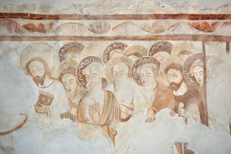 Átadták a gidófalvi református templom restaurált falképeit